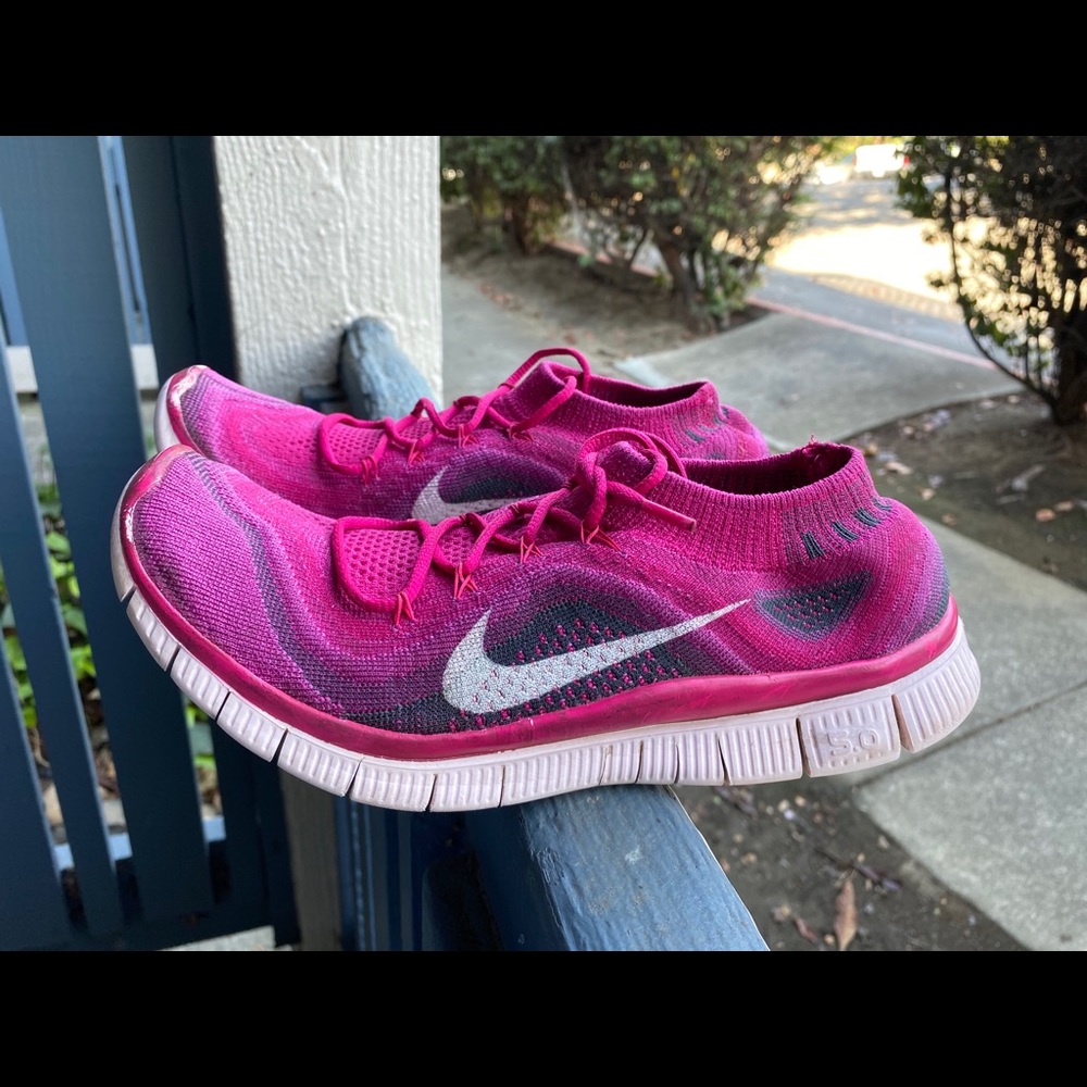 Nike Free 5.0+ Flyknit Fireberry Pink Run Sz 9 US